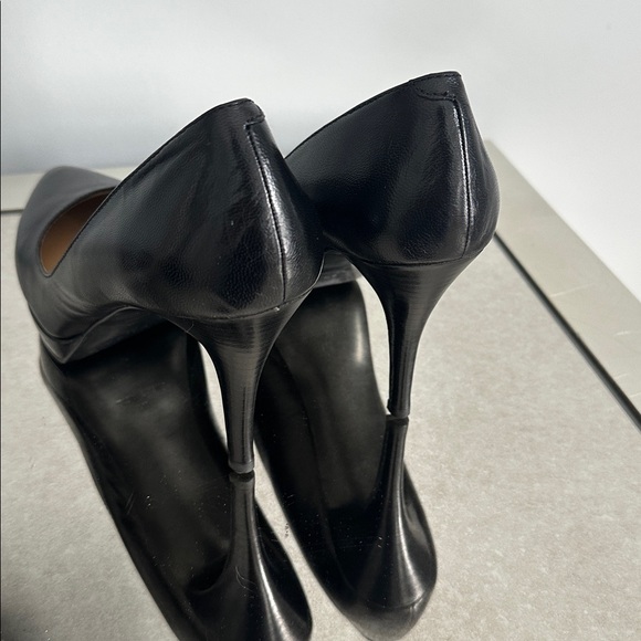 Nine West Classic Black Heels - Picture 3 of 4